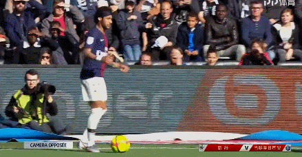 欧冠半场：派尚扳平，格林伍德反超，马赛暂2-1圣吉罗斯