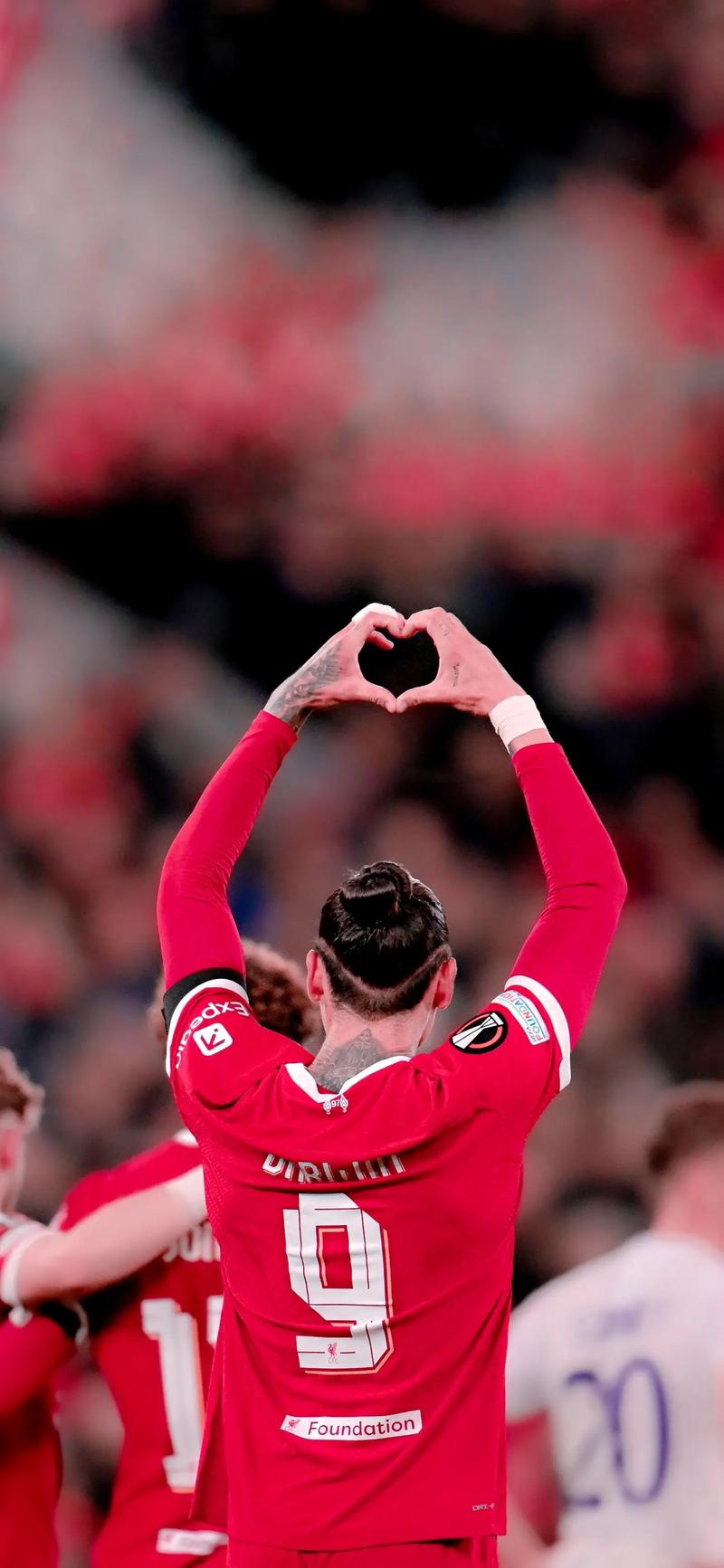 U22国足末战平乌兹别克斯坦无缘冠军，韩国夺2025熊猫杯冠军（U22国足收官战打平乌兹别克斯坦无缘问鼎，韩国加冕2025熊猫杯）