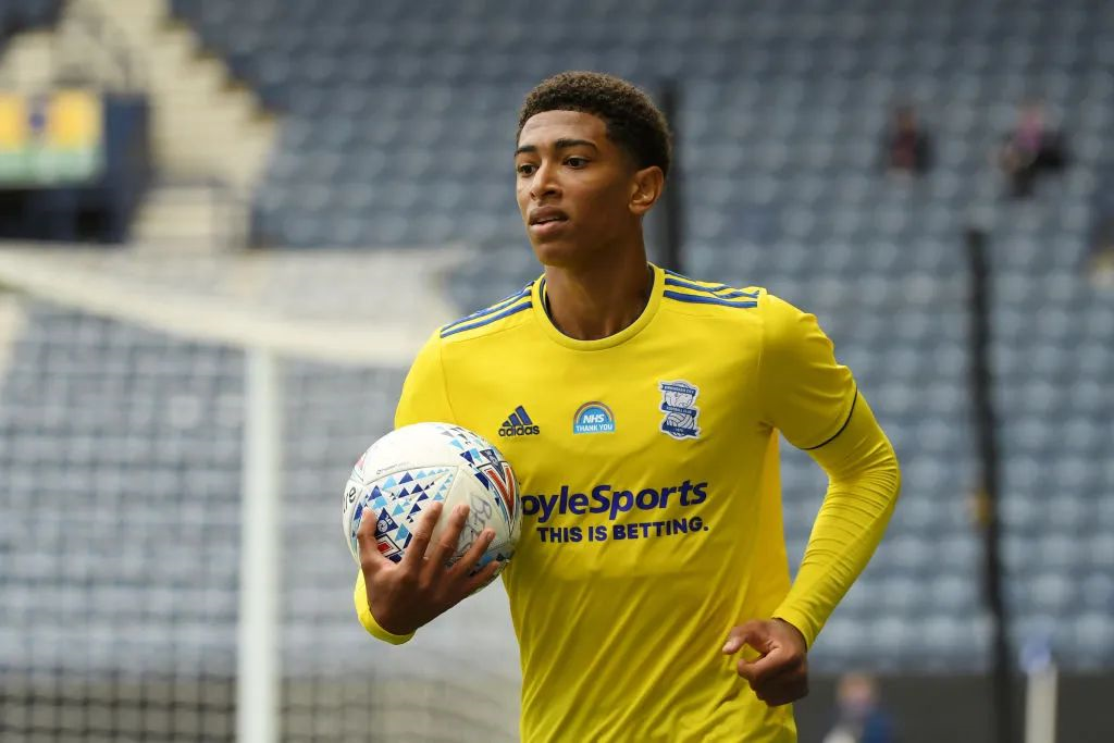 CBA杯战报：阿诺斯克22分，香港金牛104-79大胜四川