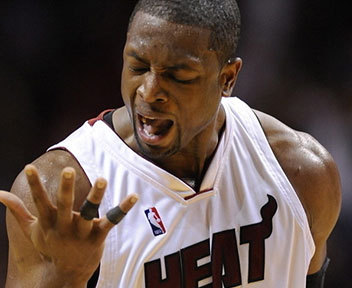 孔帕尼：阿芳很可能下周末复出；我们祝穆勒在美职联决赛获胜（孔帕尼：阿芳预计下周末回归；祝穆勒在美职联决赛告捷）