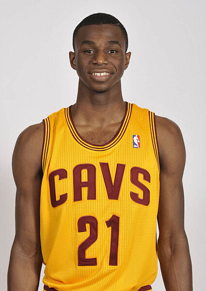 阿奇姆彭迎来中超第200场里程碑，此前199场贡献68球21助（中超第200战达成！阿奇姆彭此前199场斩获68球21助攻）