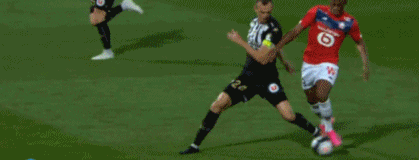 新援上来第一脚就进球