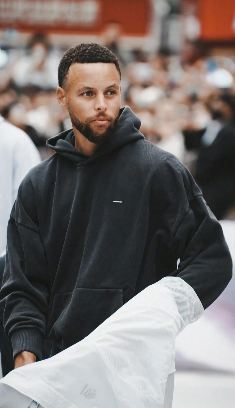 德甲半场：安塞尔米诺建功，多特蒙德暂1-0勒沃库森（半场战报：安塞尔米诺破门，多特蒙德暂以1-0领先勒沃库森）