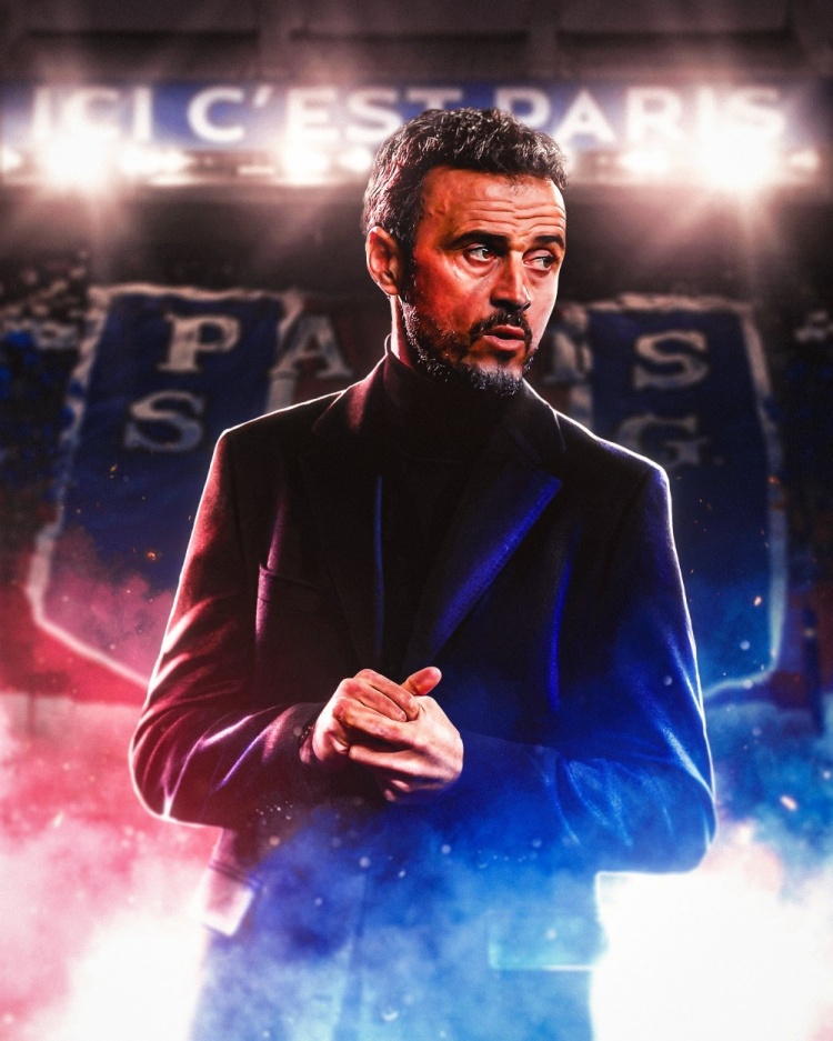 曼城主场对阵桑德兰，主场优势明显，福登状态火热，预计全取三分。（福登火热加持，曼城坐镇主场迎战桑德兰，三分志在必得）