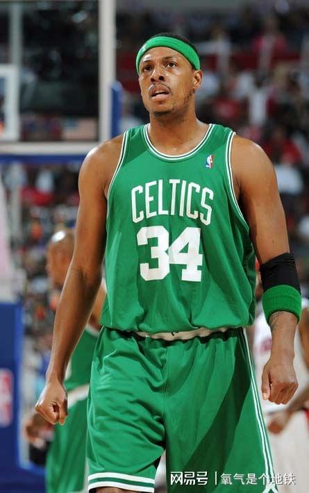 侯森：我决定不了国安守门员上限，但比我次的绝不能站在门前（侯森：国安门将上限不由我定，但水平逊于我的绝不能把守球门）